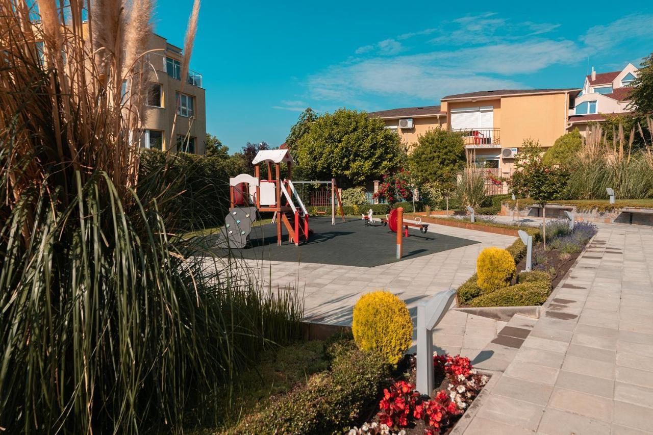 וארנה Nobile Apartment - Coral Residence Complex With Parking & Pool מראה חיצוני תמונה